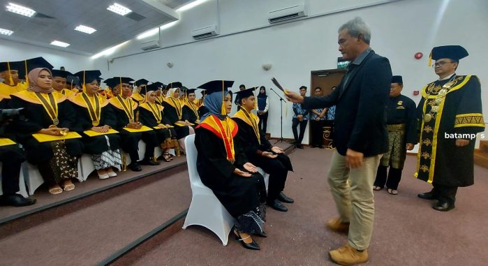 Diwisuda, 72 Persen Mahasiswa PBC Langsung Terserap Dunia Industri