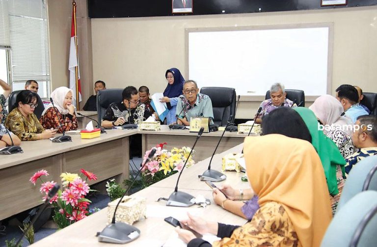 Setwan Kota Batam Kumpulkan Honorer Bahas Kontrak Kerja