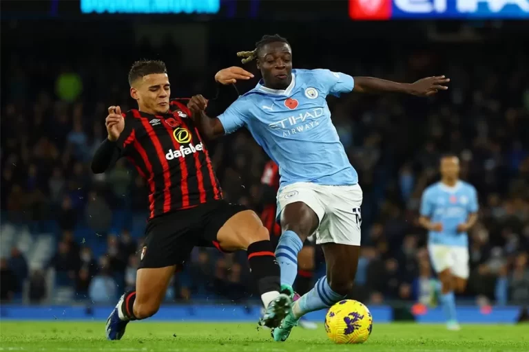 Doku Bawa Manchester City Menang atas Bournemouth 6-1