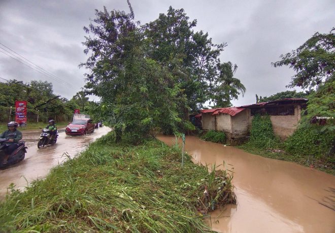 Penyempitan Parit dan Air Pasang Jadi Penyebab Banjir