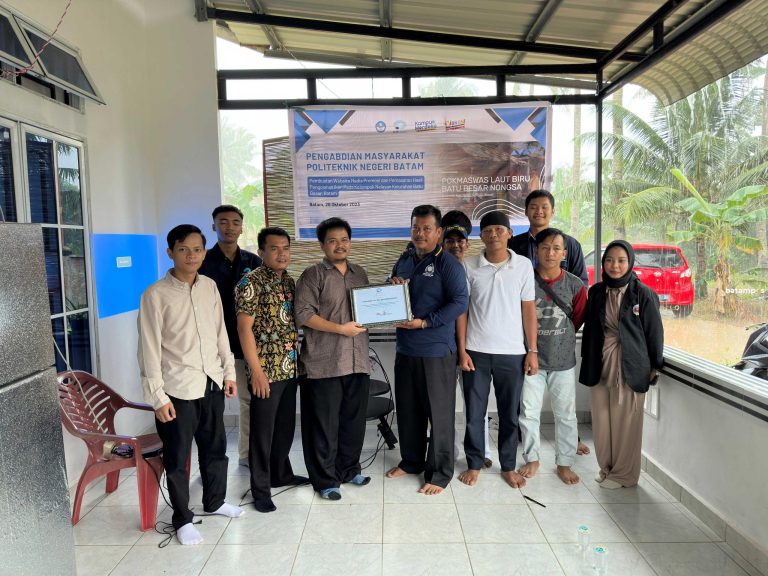 Polibatam Latih Nelayan Buat Website Media Promosi