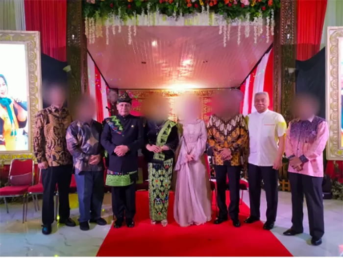 Pengacara Firli Klaim Kliennya Tak Kenal Alex Tirta, MAKI Ungkap Momen Foto Pertemuan Keduanya