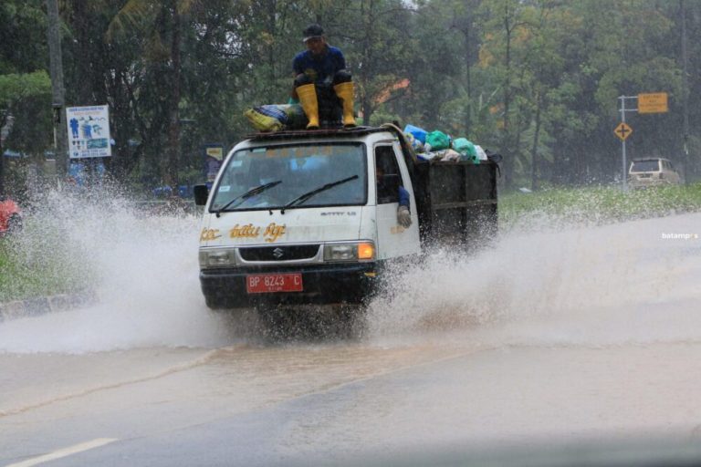 Curah Hujan Tinggi hingga Awal Januari
