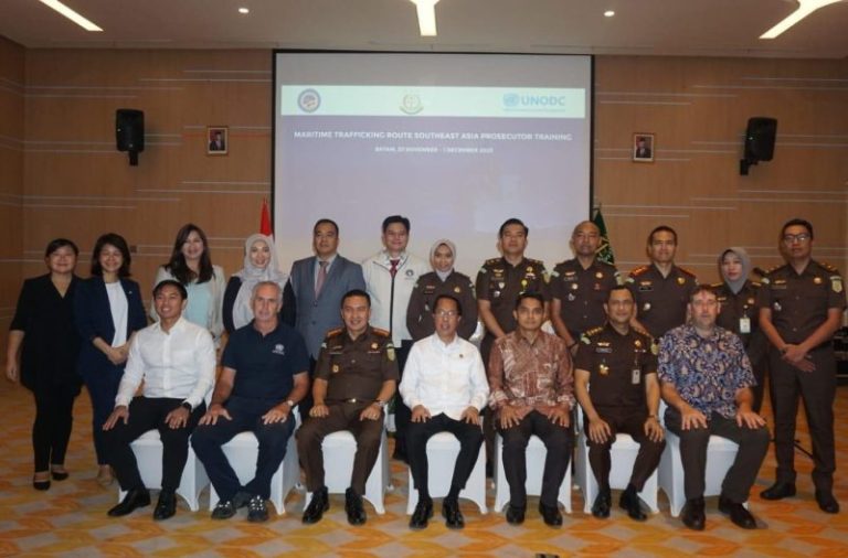 Cegah Berbagai Kejahatan di Laut Perbatasaan, Kejagung Gelar Pelatihan di Batam