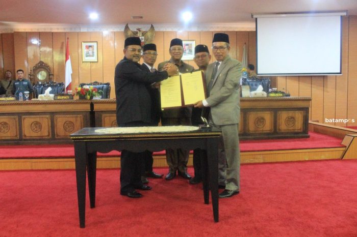 APBD 2024 Disahkan Rp1.649.276.692.175.000, Anggaran Pilkada Karimun Rp26 Miliar