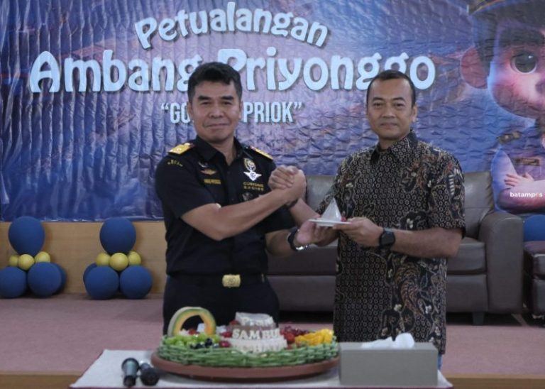 Ini Harapan Ambang Kepada Kepala Kantor Bea Cukai Batam yang Baru