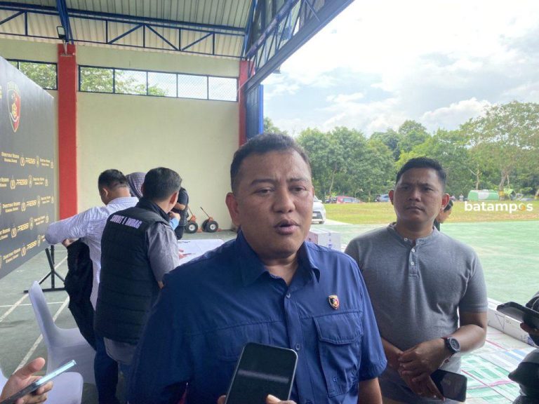 Diduga Ada Honorer Fiktif di Setwan Kepri, Kok Bisa? 