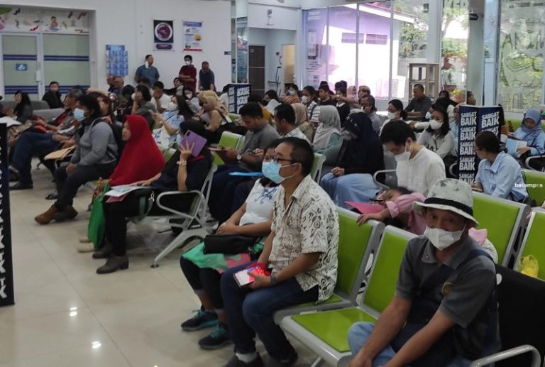 Kuota Permohonan Pembuatan Paspor di Imigrasi Batam Selalu Penuh