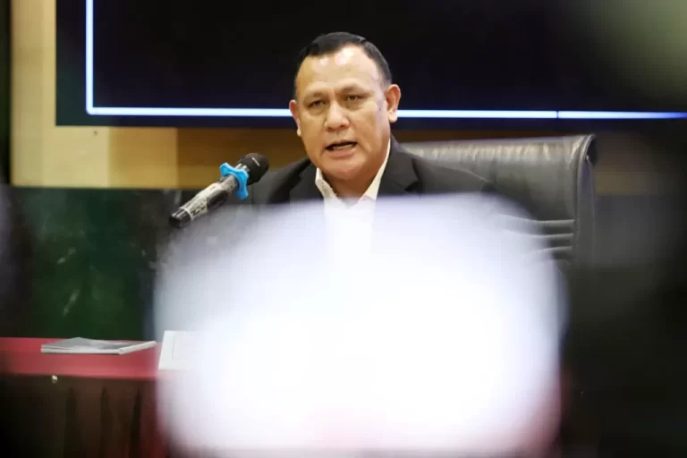 Ketua KPK Firli Bahuri Klaim Tak Pernah Peras dan Terima Suap dari SYL