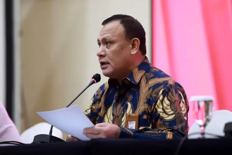 Ketua KPK Firli Bahuri Menghindar Usai Diperiksa Kasus SYL