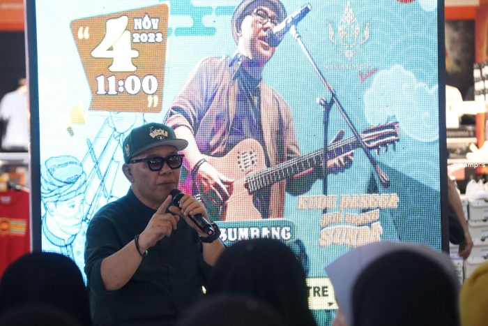 Doel Sumbang Hibur Pengunjung Soenda Fest 2023