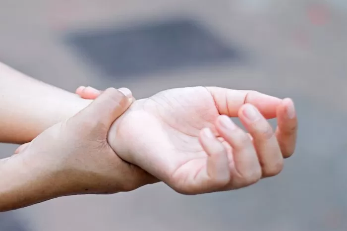 Bebaskan Pergelangan Tangan dari Rasa Nyeri