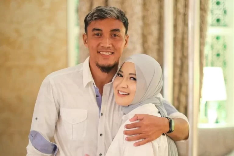 Okie Agustina Dapat Kiriman Foto Suami Bersama Perempuan Lain