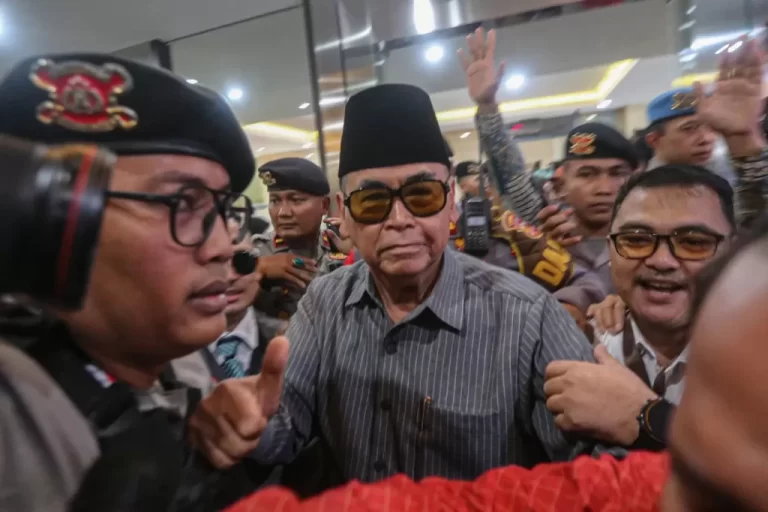 Panji Gumilang Diduga Pakai Dana Al Zaytun Sebesar Rp 73 Miliar untuk Beli Barang
