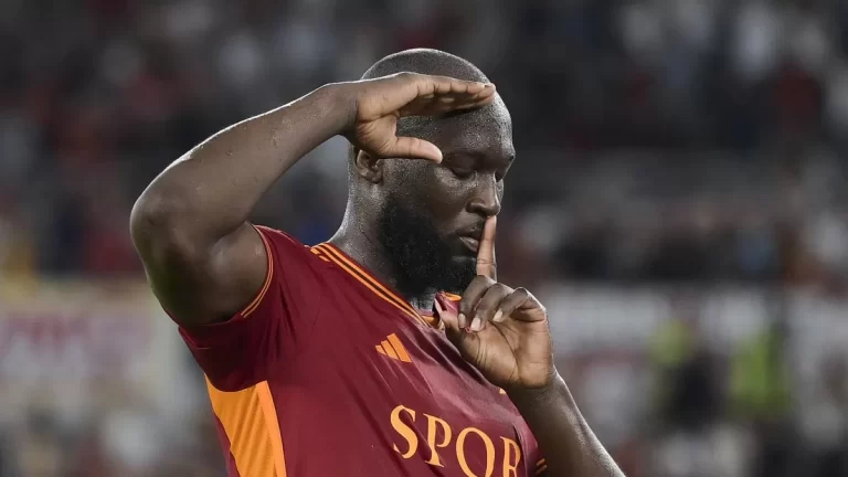 Romelu Lukaku jadi Pahlawan,  AS Roma Menang Dramatis 2-1
