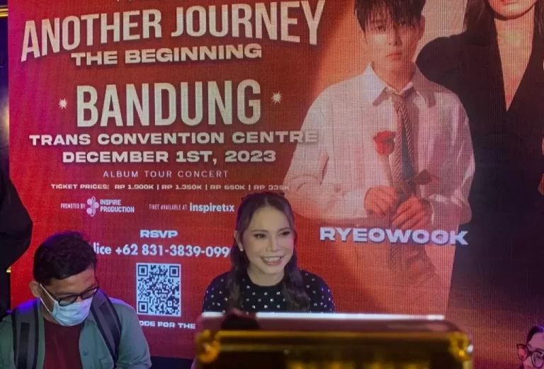 Rossa Yakin Konser di Bandung Pecah, Bintang Tamu Ryeowook Super Junior