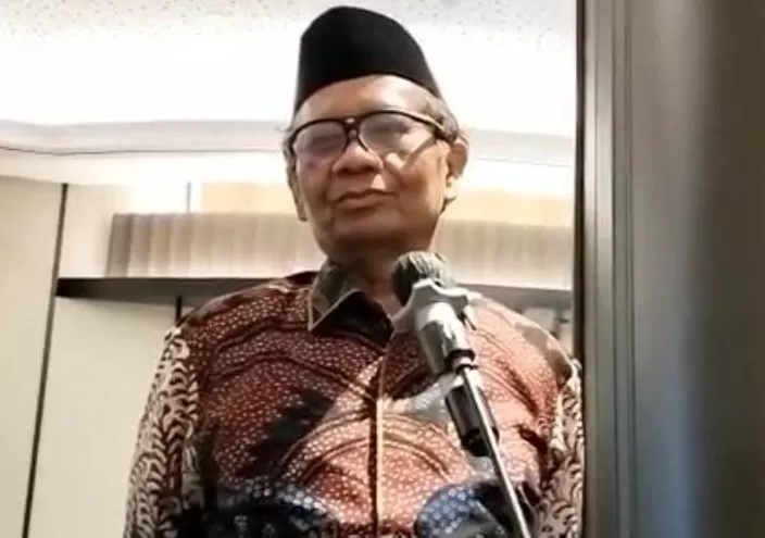 Mahfud Yakin Jimly Cs Tangani Dugaan Pelanggan Etik Hakim MK Secara Profesional