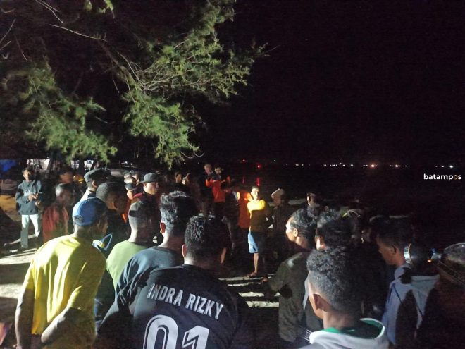 Seorang Pekerja Perkebunan Sawit Tirta Madu Tenggelam Saat Nyari Udang di Pantai Malang Rapat, Bintan