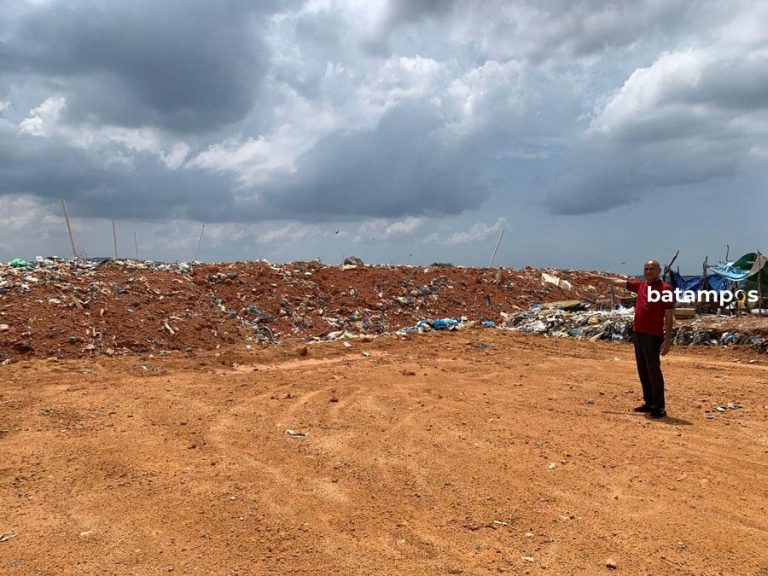 Timbun Menggunakan Tanah, Aroma Sampah di TPA Tanjungpinang Dapat Diatasi