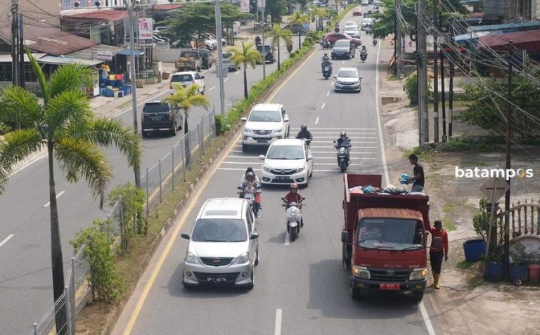 Pemberian Insentif Petugas Kebersihan Tanjungpinang Berlanjut pada 2024