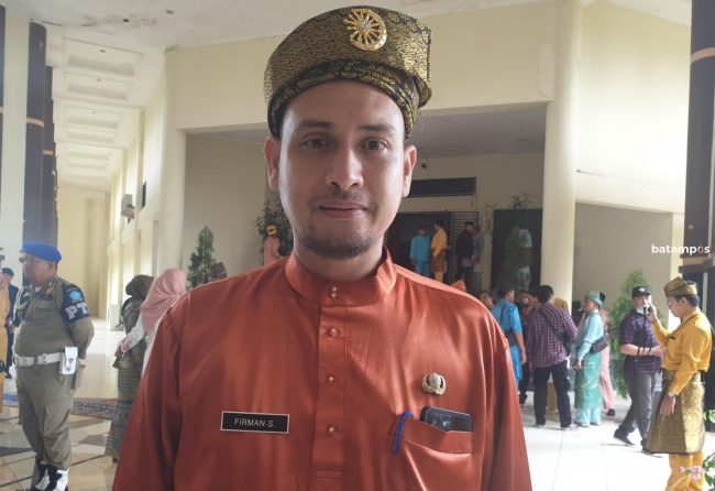 Kepala Sekolah dan Bendahara SDN 002 Seri Kuala Lobam Dijatuhi Sanksi Teguran Tertulis