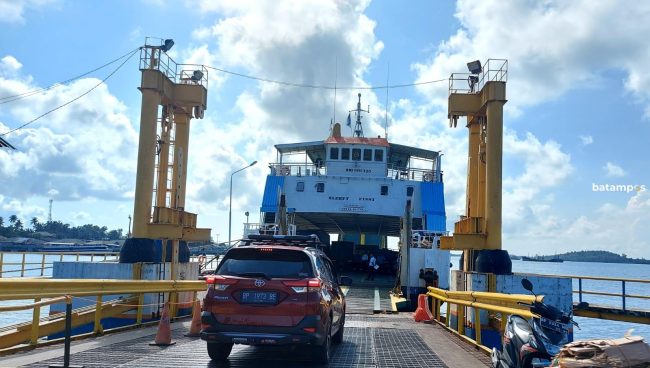 Libur Nataru 2023, Jumlah Penumpang Lewat Pelabuhan ASDP Tanjunguban Diprediksi 28.226 Orang