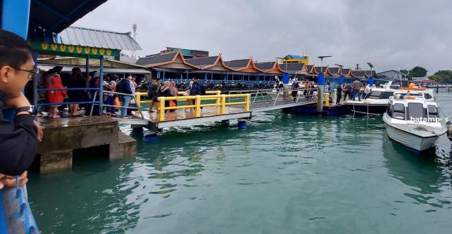 Jika Cuaca Buruk, Jalur Speedboat Tanjunguban-Telagapunggur Dialihkan ke Perairan Pulau Ngenang