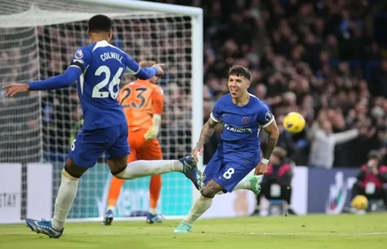 Chelsea Kalahkan Brighton dengan 10 Pemain Berkat Aksi Pahlawan Enzo Fernandez