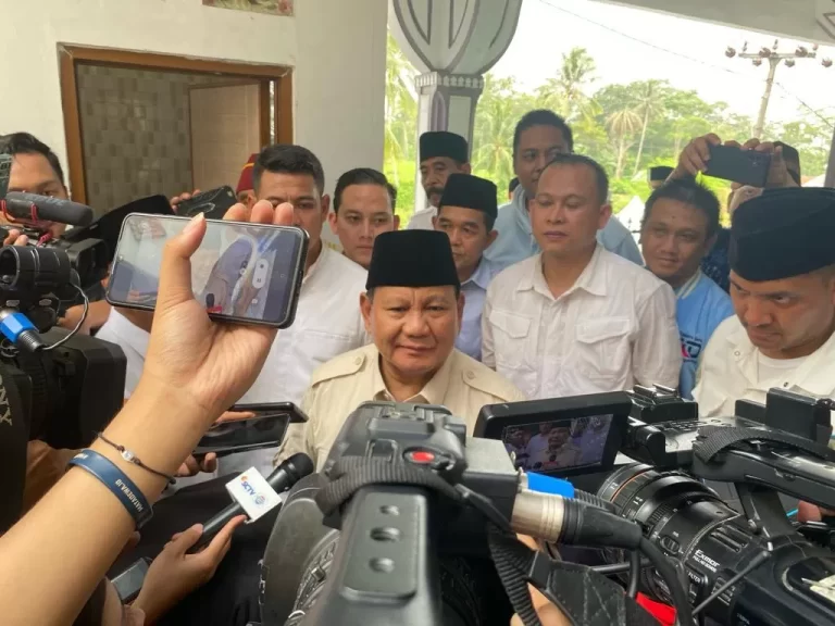 Capres Nomor Urut 2 Ngaku Dilarang Mengklaim Didukung Jokowi dalam Pilpres 2024