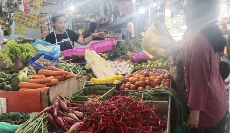 Pasokan Berlimpah, Harga Bahan Pokok Turun