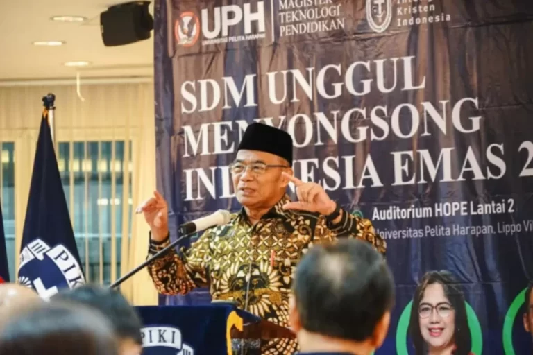 Menko PMK Sebut Penyandang Tunanetra Berhak Kerja Formal di Instansi Pemerintah