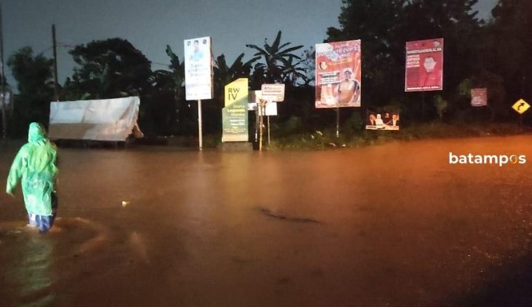 Batam Dikepung Banjir, Rudi Minta Galakkan Gotong Royong