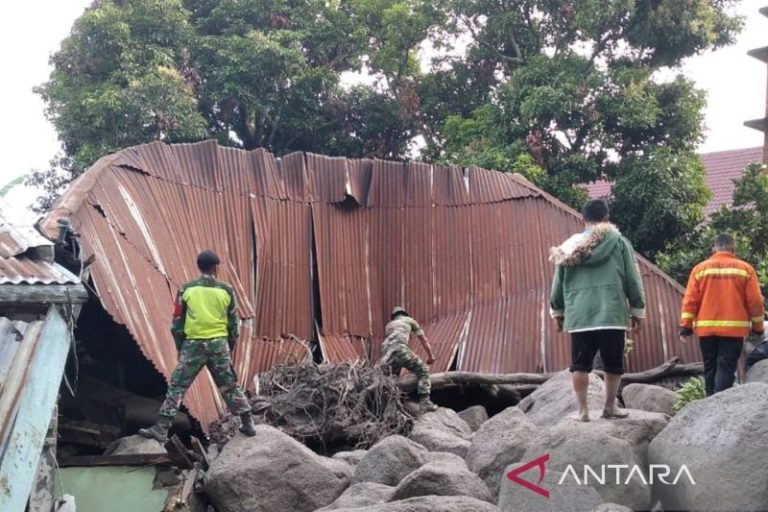 Banjir Bandang di Hubang Hasundutan, 12 Warga Hilang