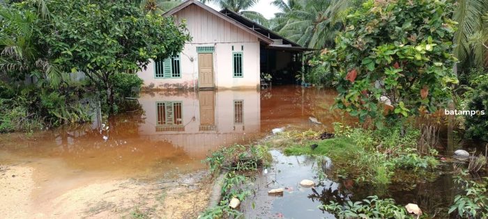 Hujan,  Sejumlah Rumah di Sei Ungar Dikepung Air