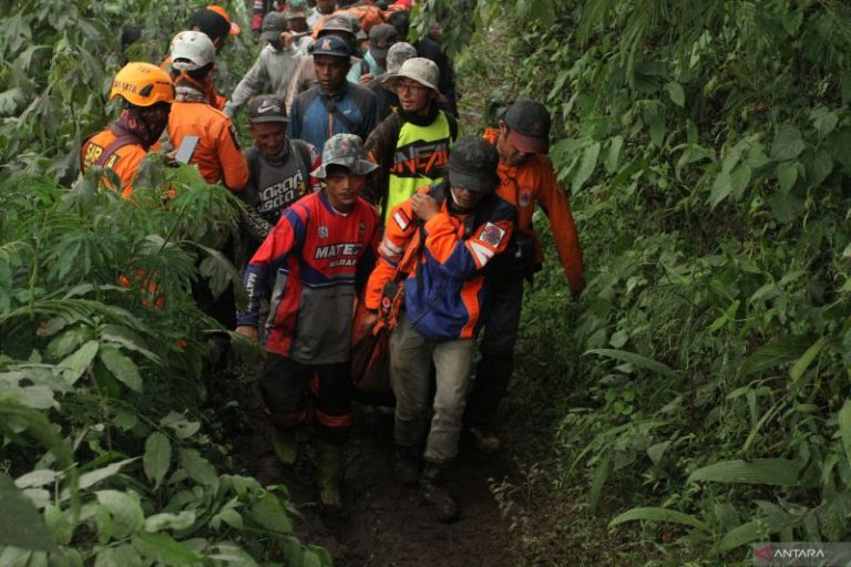 Korban Meninggal Erupsi Gunung Marapi Bertambah Menjadi 22 Orang