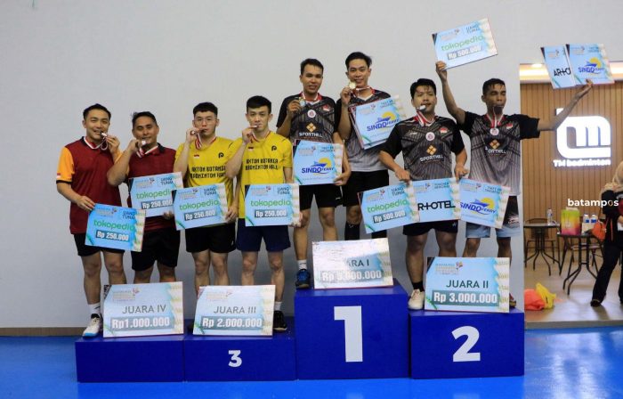Batam Pos Kembali Gelar Badminton Turnamen Bersama TM Square