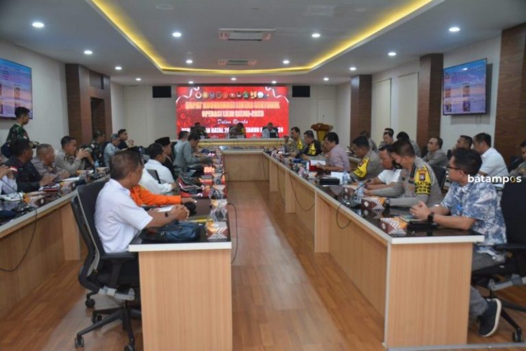 Perayaan Pergantian Tahun Dipusatkan di Engku Putri, Polisi Tempatkan Personel dan Ambulance di Posko