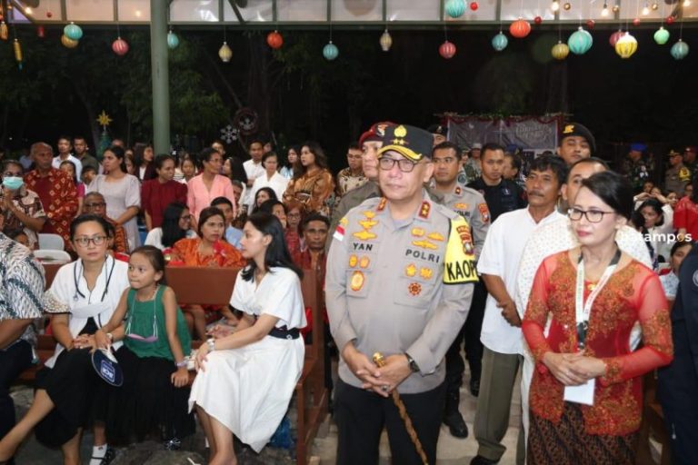 Kapolda Kepri Tinjau Perayaan Natal di Punggur, Pastikan Kondusif dan Khidmat