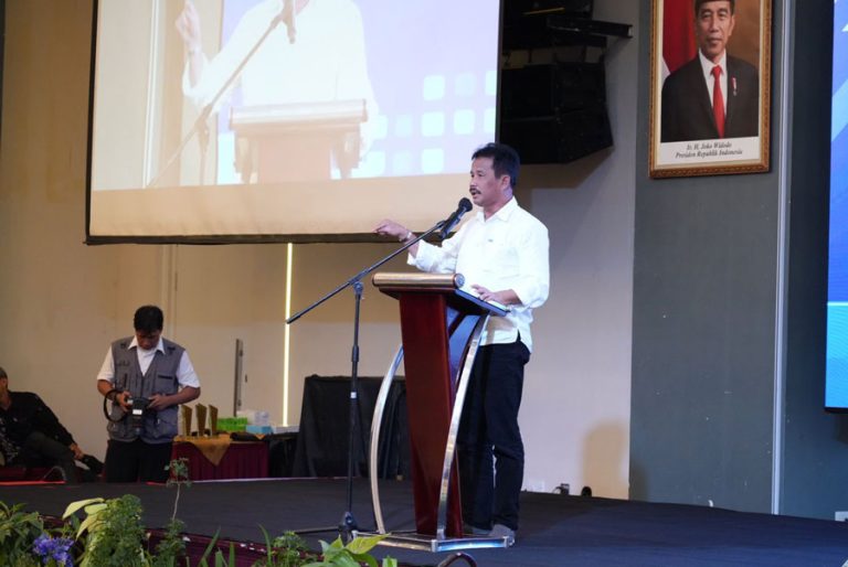 Pelajar Antusias Sambut Piala Kepala BP Batam Jilid III