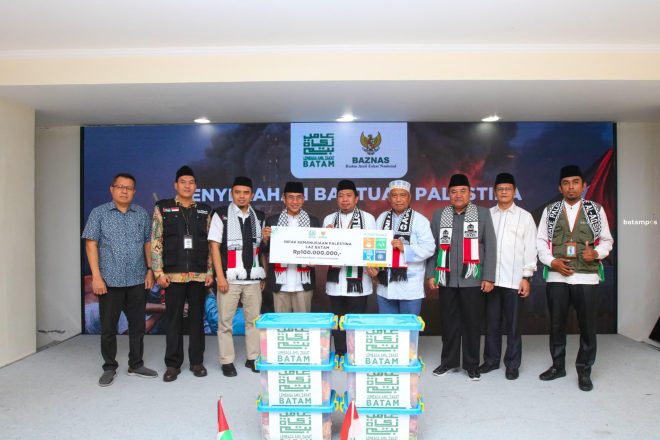 LAZ Batam Serahkan Rp 100 Juta Donasi untuk Palestina melalui Baznas RI