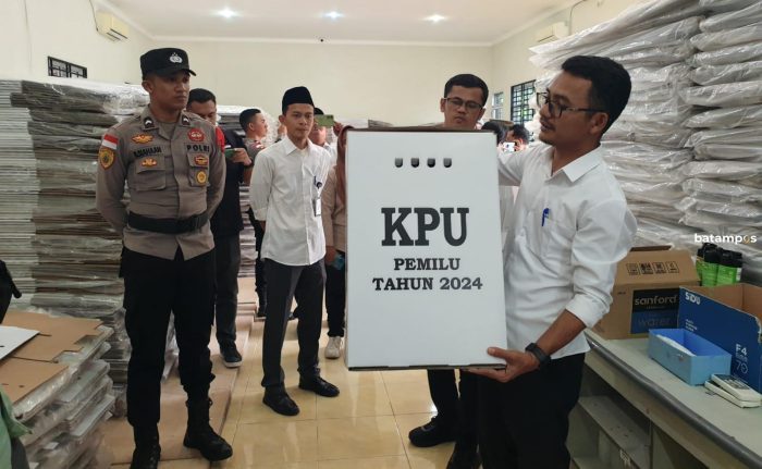 Diangkut Kapal, Logistik Pemilu ke Tambelan Dikirim Awal Februari 2024