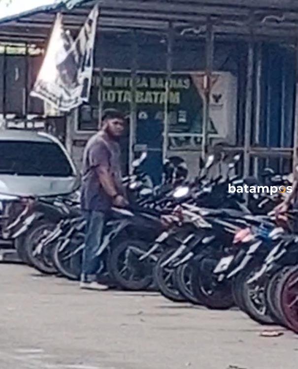 Pak Polisi, Juru Parkir Liar Berkeliaran di Batuaji dan Sagulung