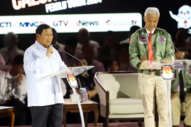 Presiden: Capres Saling Serang, Debat Kurang Substantif