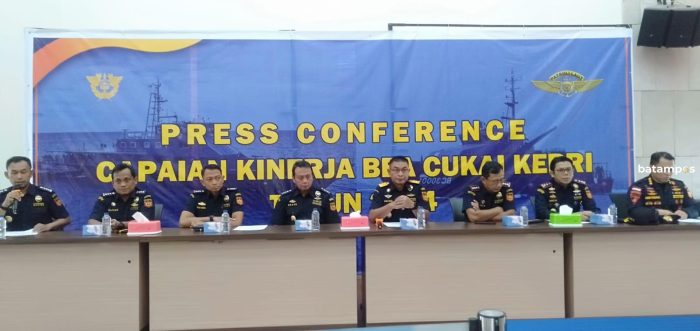 Selama 2023, BC Kepri Amankan 2,5 Juta Botol Mikol Selundupan