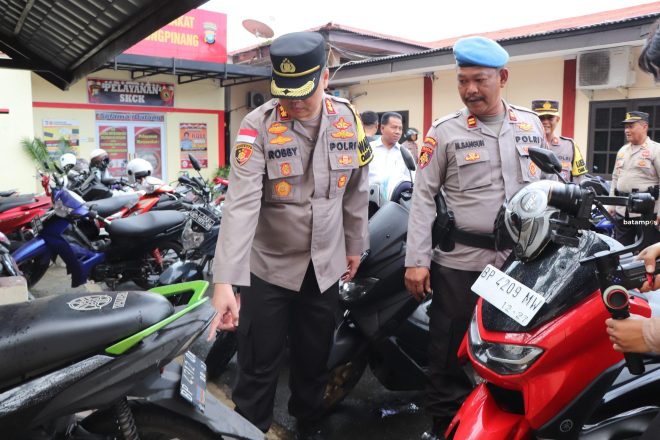Propam Razia Knalpot Brong, Cek Seluruh Motor Polisi