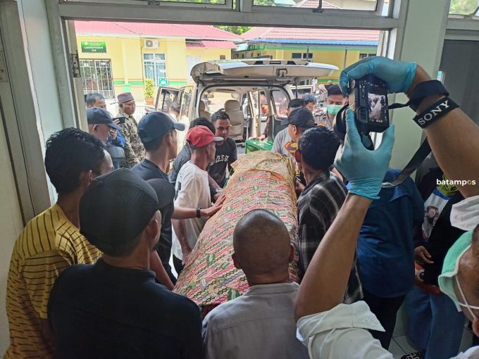 Sabtu Disuruh Beli Cok Kabel, Senin Ditemukan Gantung Diri di Pondok Kebun
