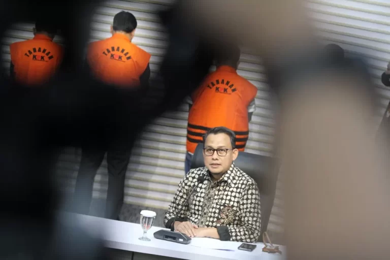 Pejabat Pemkab Sidoarjo Terjaring OTT KPK