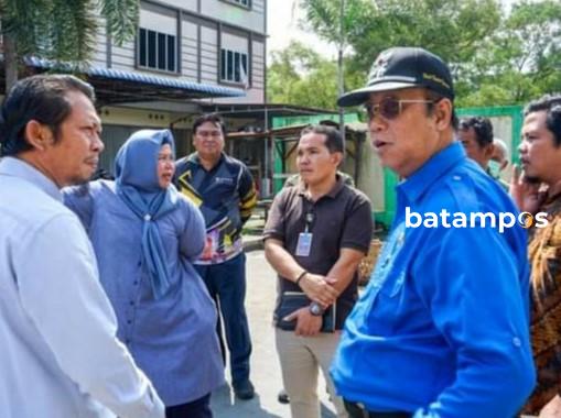 Jadi Titik Penilaian Adipura, Wabup Karimun Tinjau Pasar Puan Maimun