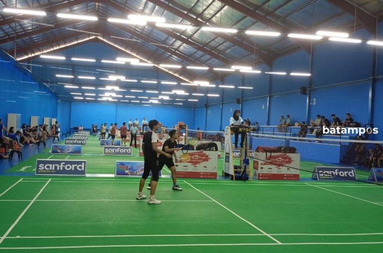 Gelanggang Olahraga Masuk Wajib Pajak, Main Badminton Pajaknya 10 Persen