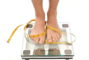 Bantu Program Diet, 8 Minuman yang Bantu Turunkan Berat Badan Secara Alami